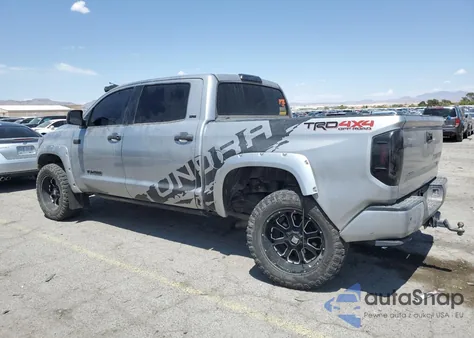 2017 Toyota Tundra Crewmax Sr5 из США, поврежденный, VIN 5TFDW5F14HX648585
